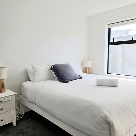 Central 2Brm 2Bth Townhouse Free Carpark Крайстчърч Екстериор снимка