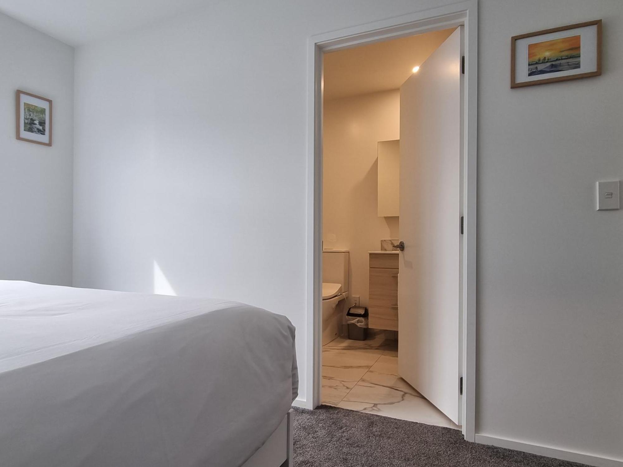 Central 2Brm 2Bth Townhouse Free Carpark Крайстчърч Екстериор снимка
